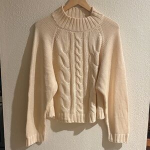 Elie Tahari Ivory Wool Blend Cable Knit Sweater Relaxed Fit Dolman Long Sleeve